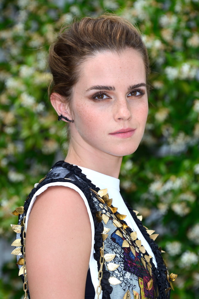 cg2yWIbO Emma Watson 1 63.jpg